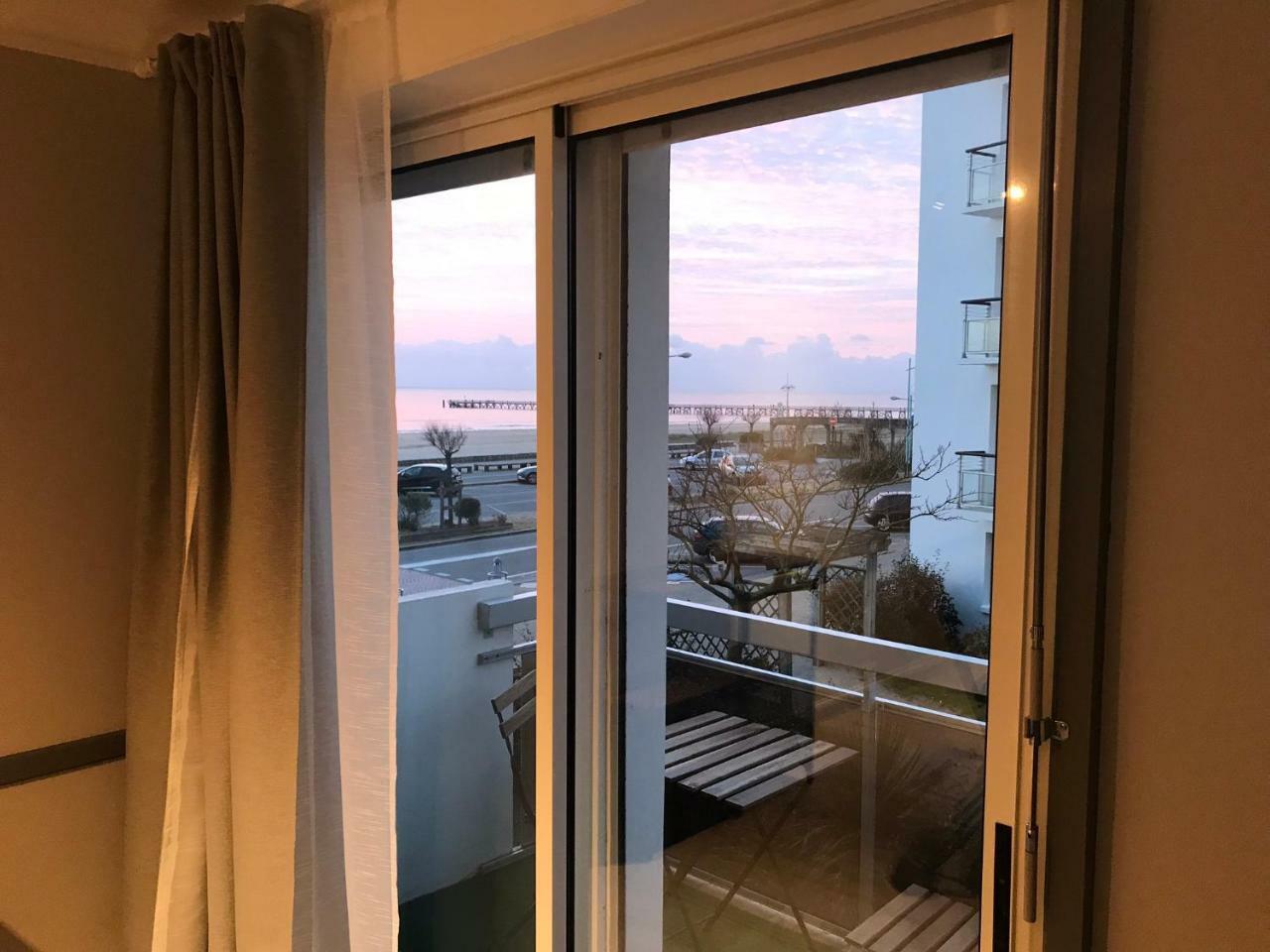 Couchant Radieux Appartement 2 Pieces 4 Personnes Vue Mer Saint-Jean-de-Monts Exterior foto